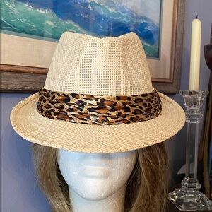 Cream color Magid Hats brand Fedora style Hat 100% paper, in good condition